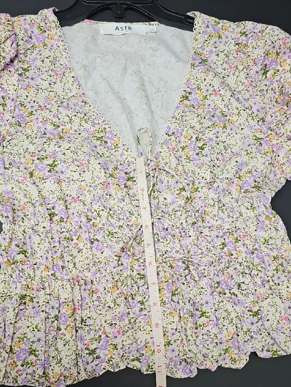 Astr Floral Tie-Front Peplum Top Size M